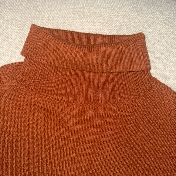 Boxy turtle neck sweater - Picture 4 of 5